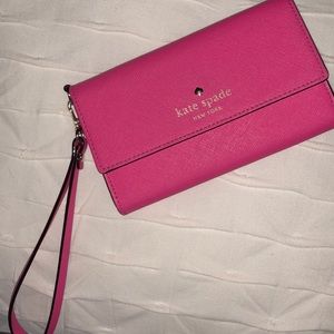 Kate spade wristlet hot pink (Cedar Street)